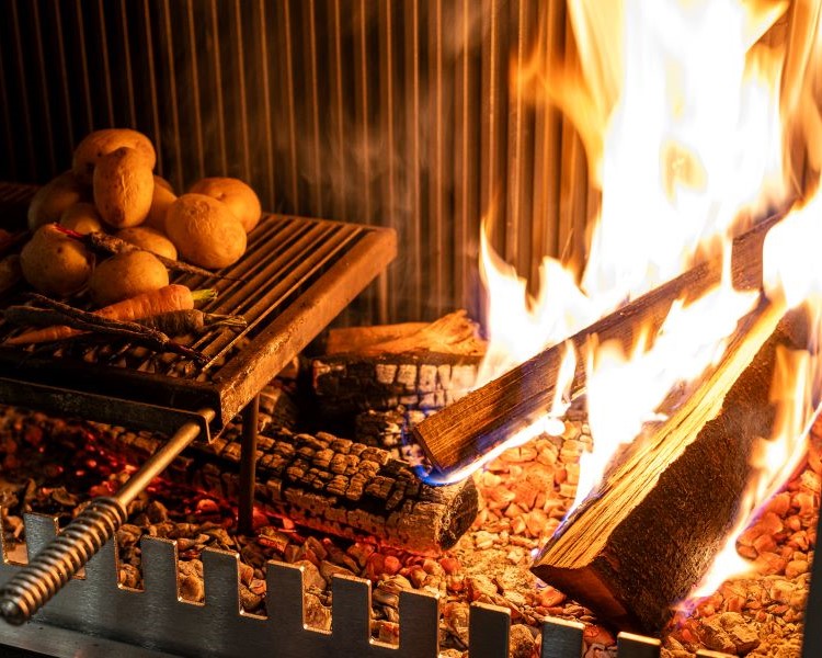 Grillezés a tűz modulban